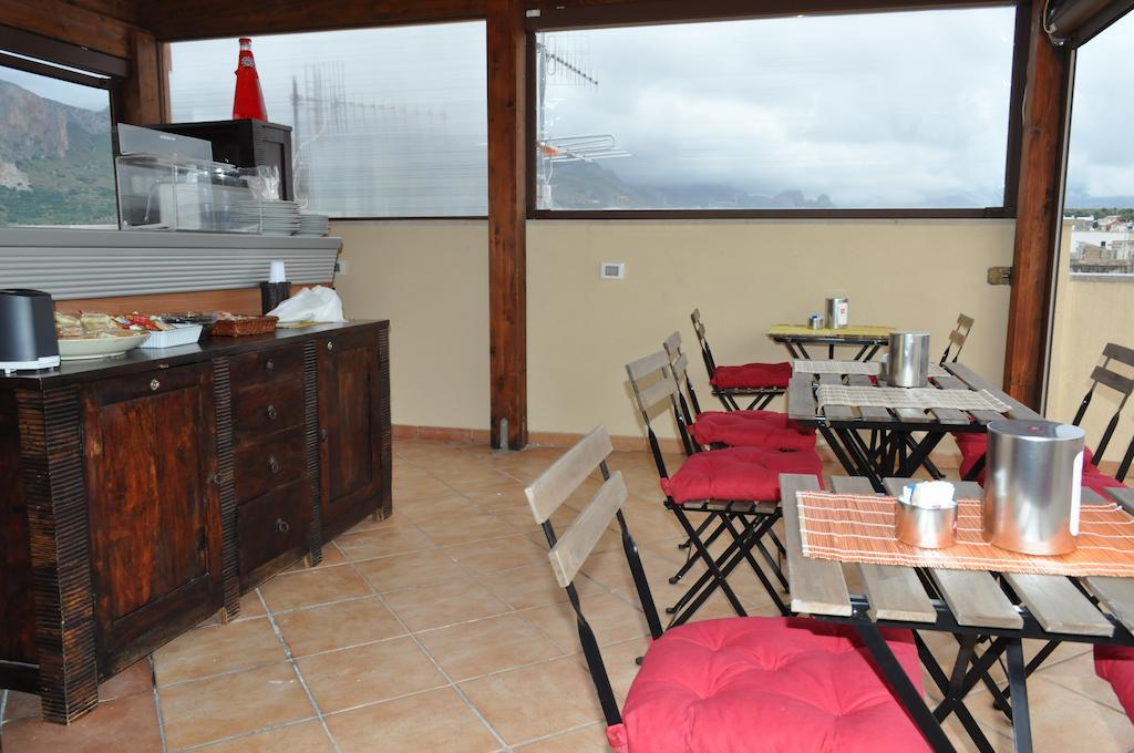 Rooms And Breakfast Zefiro San Vito Lo Capo Exterior foto