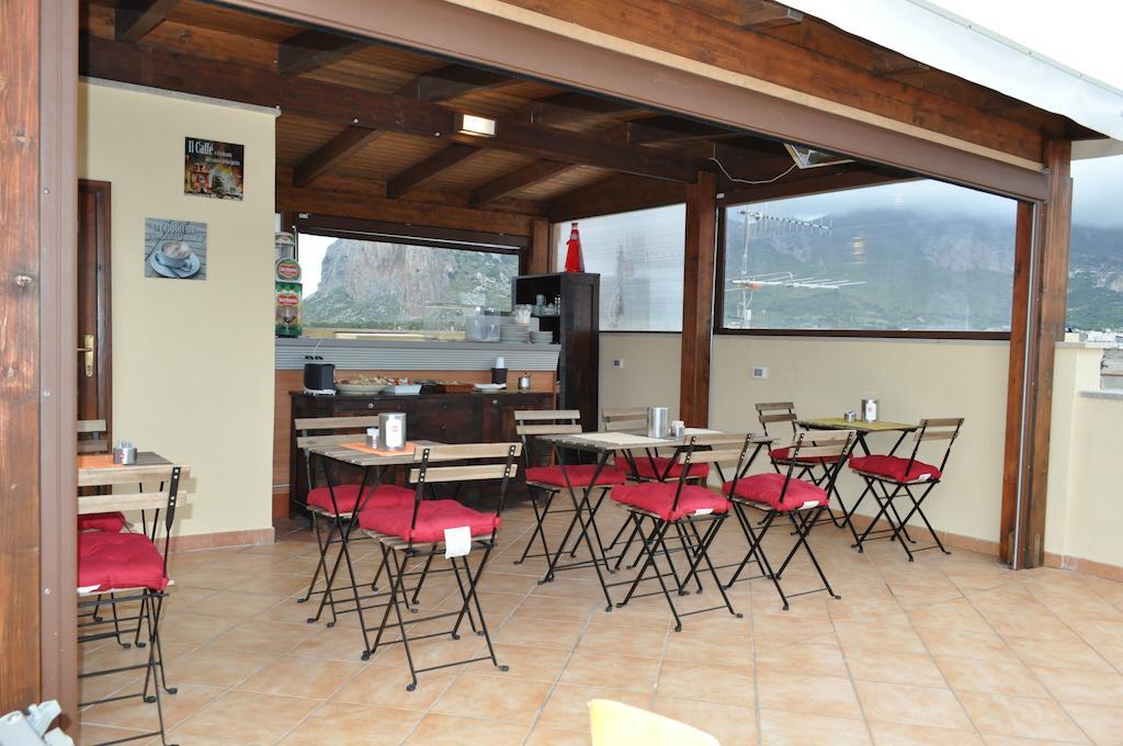 Rooms And Breakfast Zefiro San Vito Lo Capo Exterior foto